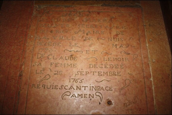 Caveau personnalité locale - Claude MAREY - 1696-1770 - Nuits-Saint-Georges